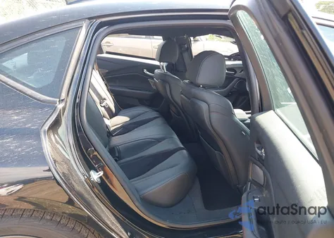 2021 Acura Tlx A-Spec Package z USA, uszkodzony, nr VIN 19UUB5F51MA006452